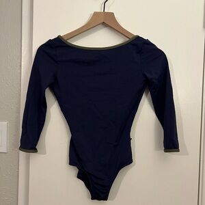Women Ballet Leotard boat neck 3/4 sleeve Mariia Size Small/Pettite, Swimsuit
